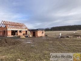 Prodej stavebního pozemku č. 1 / 1242 m² Řehlovice - Dubice, okres Ústí nad Labem, (1 990 Kč/1 m²)