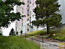 Liberec, Starý Harcov: Byt 46 m2, 1+1(jako 2+kk)+lodžie+sklep+na patře komora a sušárna.